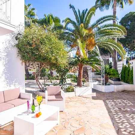 Guzman - Belvic Βίλα